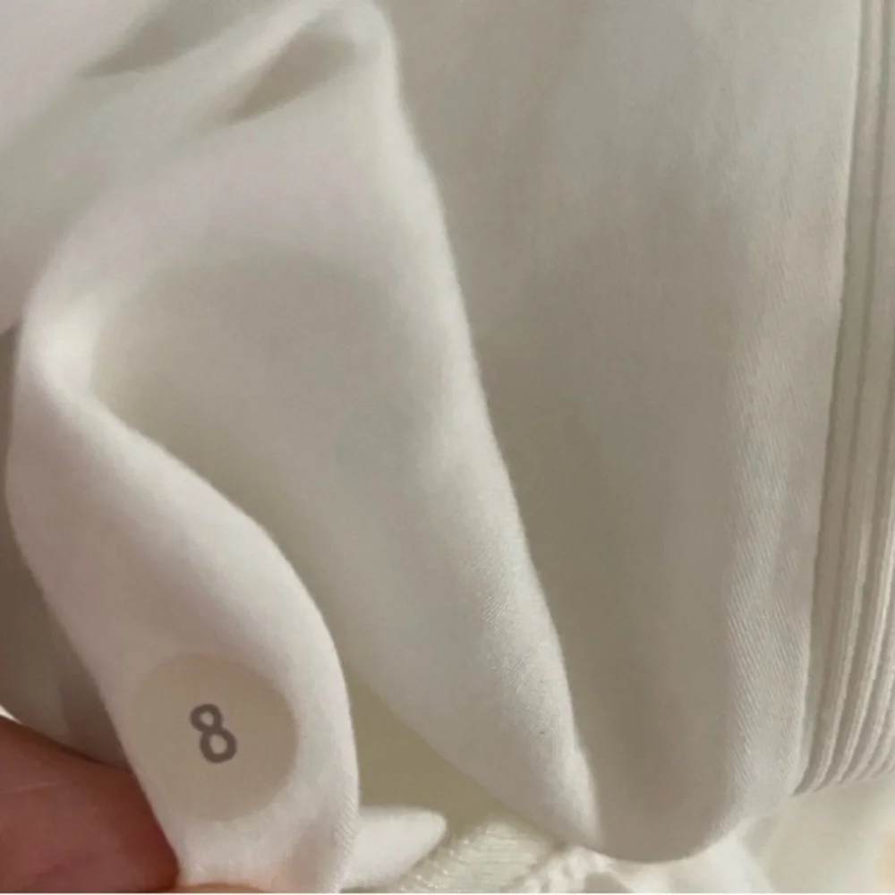 Lululemon 🍋Old School White Lined Ruched Jacket, no hood size 8